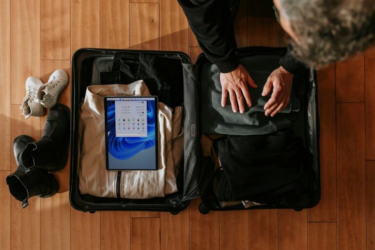 The Ultimate Guide to Packing Efficiently in Your Suitcase