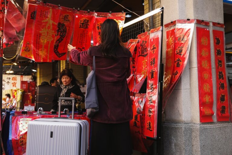 Essential Features to Look for in a Travel Suitcase
